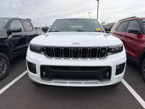 Bright White Clearcoat 2021 Jeep Grand Cherokee L Overland