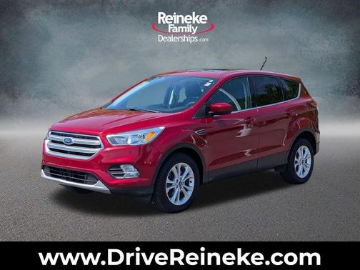 Ruby Red Metallic 2017 Ford Escape SE