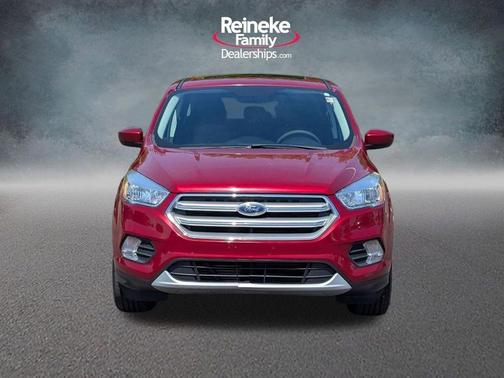 Ruby Red Metallic 2017 Ford Escape SE