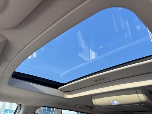 2013 Chrysler Town & Country Touring-L
