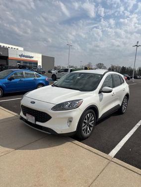 2020 Ford Escape Titanium Hybrid