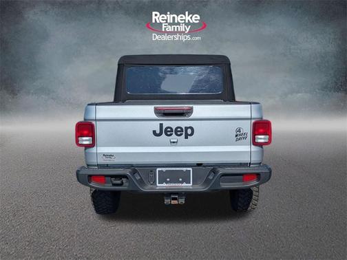 2023 Jeep Gladiator Sport