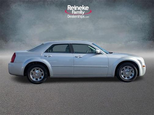 2005 Chrysler 300 Touring