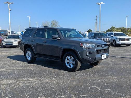 2024 Toyota 4Runner SR5