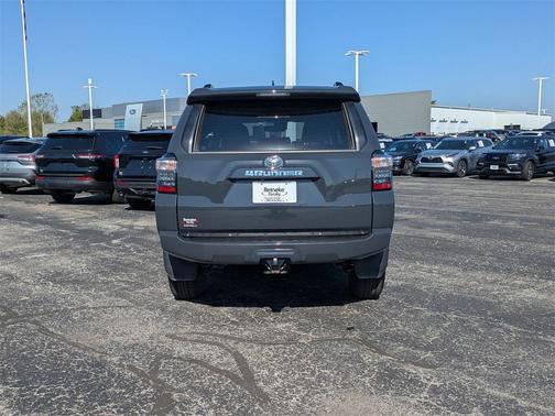 2024 Toyota 4Runner SR5