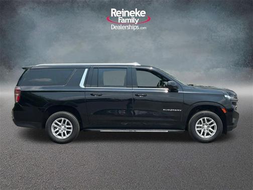 2022 Chevrolet Suburban LS