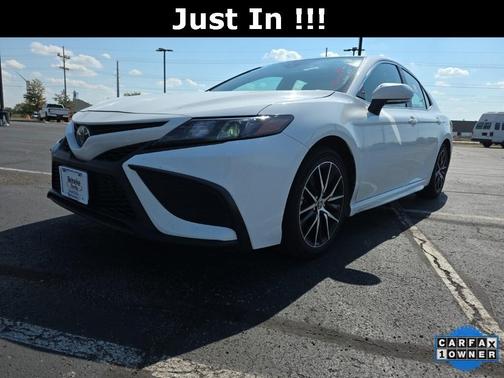 2024 Toyota Camry SE Nightshade