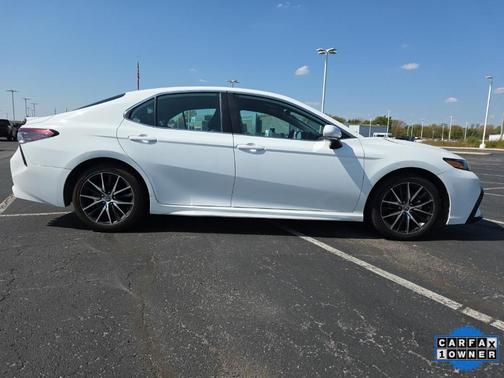 2024 Toyota Camry 