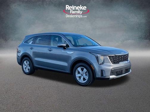 2025 Kia Sorento LX