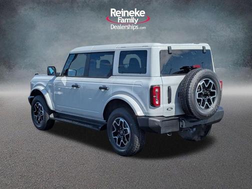 Avalanche 2026 Ford Bronco Outer Banks