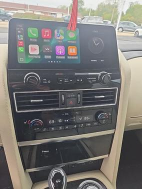 2023 INFINITI QX80 Luxe