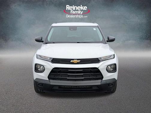 Summit White 2023 Chevrolet Trailblazer LS