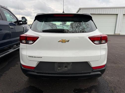 Summit White 2023 Chevrolet Trailblazer LS