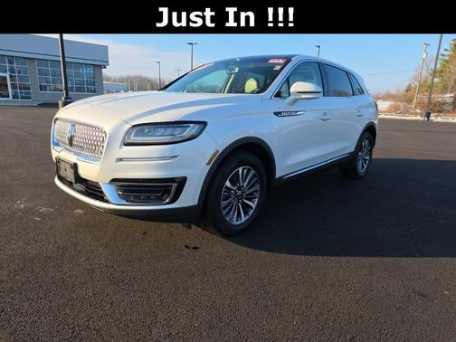 2019 Lincoln Nautilus Select