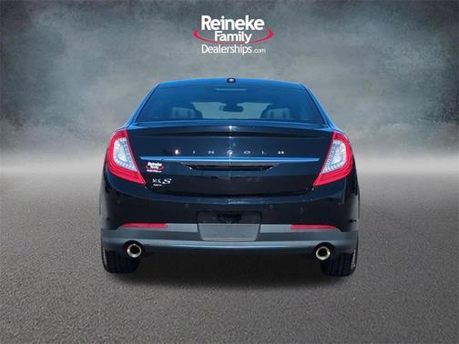 2016 Lincoln MKS Base