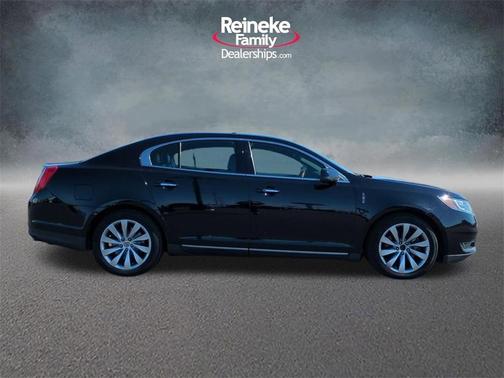2016 Lincoln MKS Base
