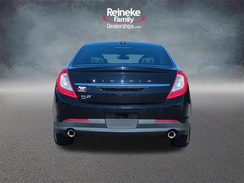 2016 Lincoln MKS Base