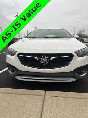 2018 Buick Regal TourX Essence