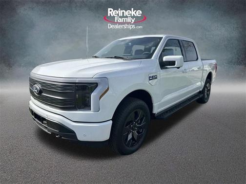 2025 Ford F-150 Lightning LARIAT