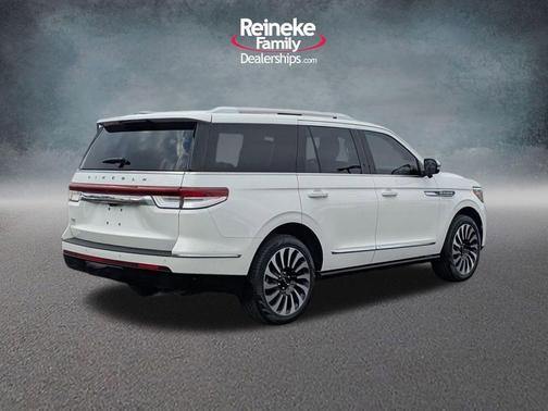 2023 Lincoln Navigator Black Label