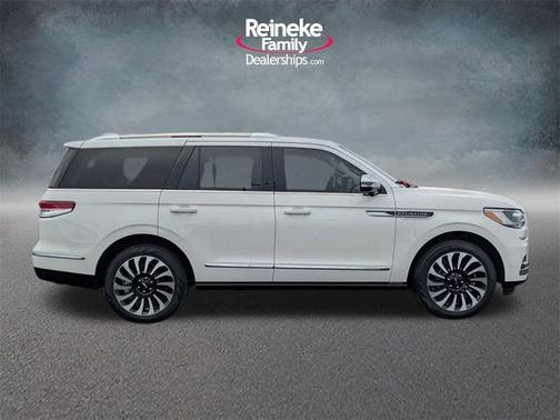 2023 Lincoln Navigator Black Label