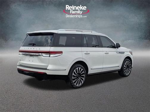 2023 Lincoln Navigator Black Label