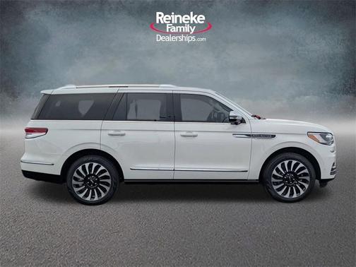 2023 Lincoln Navigator Black Label
