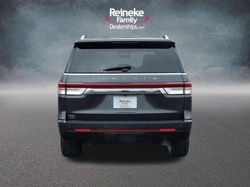 Starlight 2023 Lincoln Navigator Reserve