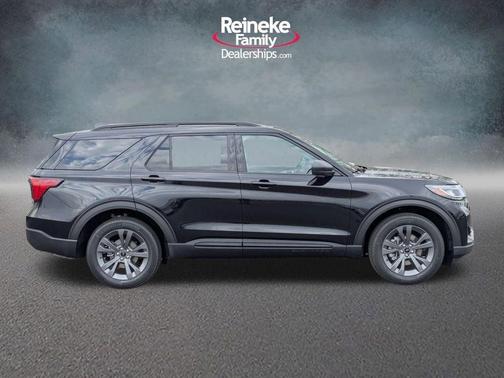 Agate Black Metallic 2026 Ford Explorer Active