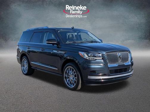 Blue Metallic 2022 Lincoln Navigator Reserve
