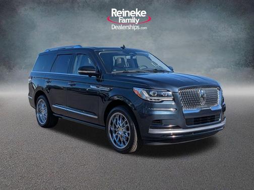 Blue Metallic 2022 Lincoln Navigator Reserve