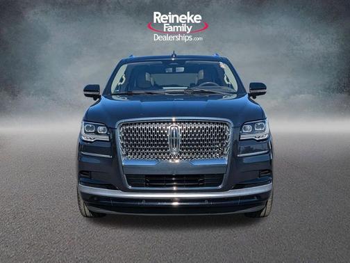 Blue Metallic 2022 Lincoln Navigator Reserve