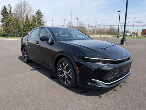 Black 2023 Toyota Crown Limited