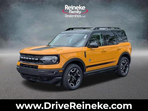 CYBER ORANGE METALLIC TC 2022 Ford Bronco Sport OUTER BANKS