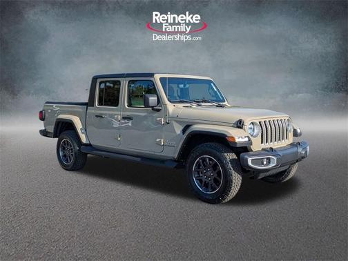 2022 Jeep Gladiator Overland