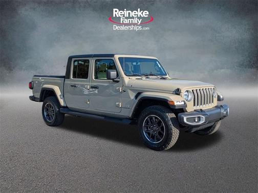 2022 Jeep Gladiator Overland