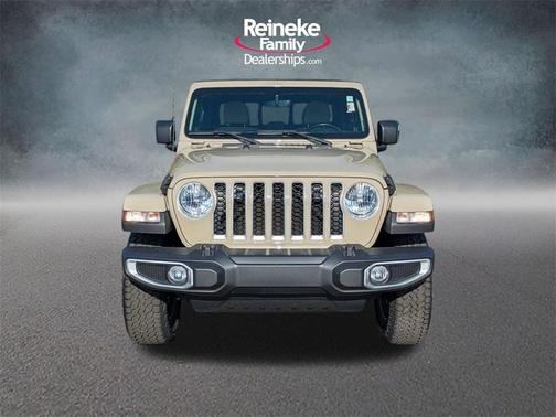 2022 Jeep Gladiator Overland
