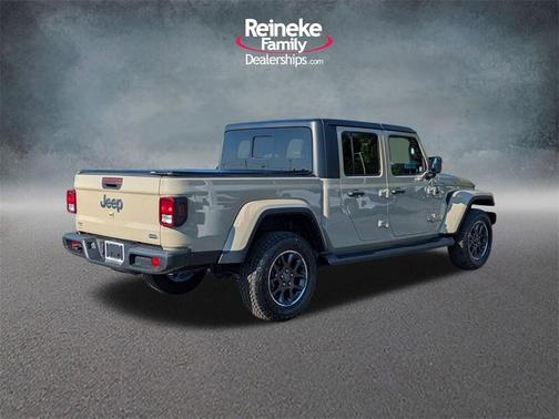 2022 Jeep Gladiator Overland