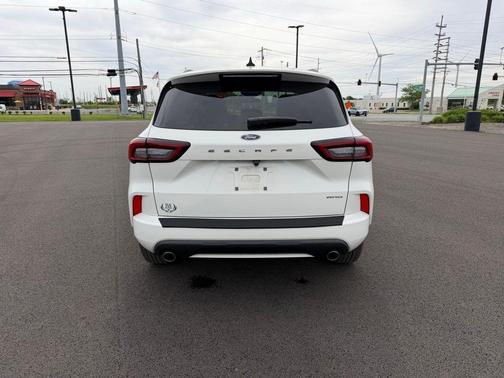 White Metallic 2024 Ford Escape ST-Line