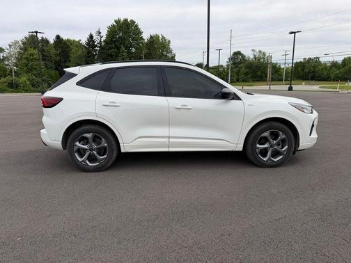 White Metallic 2024 Ford Escape ST-Line