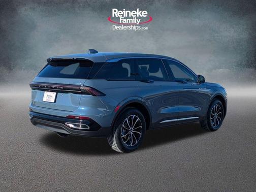 Whisper White 2026 Lincoln Nautilus Premiere