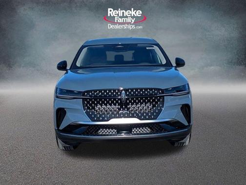 Whisper White 2026 Lincoln Nautilus Premiere