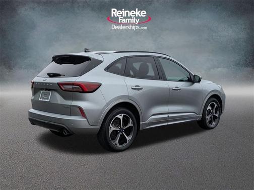 2023 Ford Escape ST-Line Elite