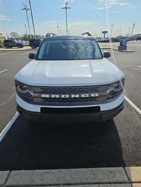 Oxford White 2023 Ford Bronco Sport Badlands