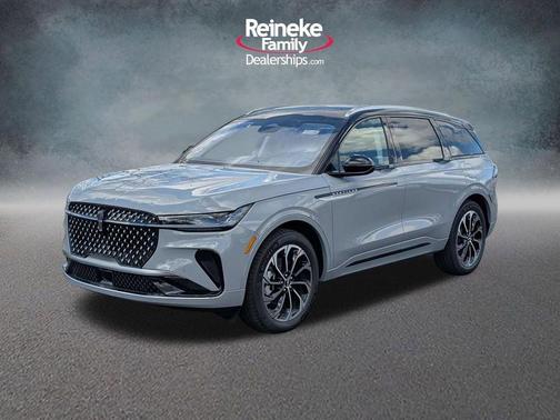 Metallic 2026 Lincoln Nautilus Reserve