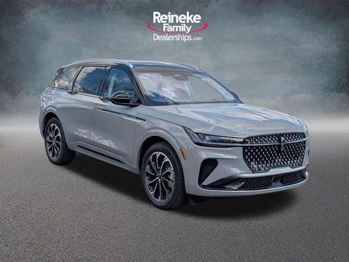 Metallic 2026 Lincoln Nautilus Reserve