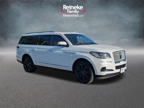 2023 Lincoln Navigator L Reserve
