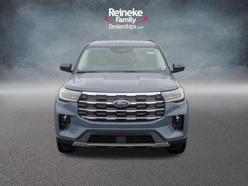 Vapor Blue Metallic 2026 Ford Explorer Active