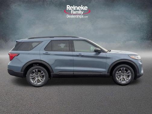 Vapor Blue Metallic 2026 Ford Explorer Active