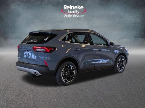 2026 Ford Escape Platinum